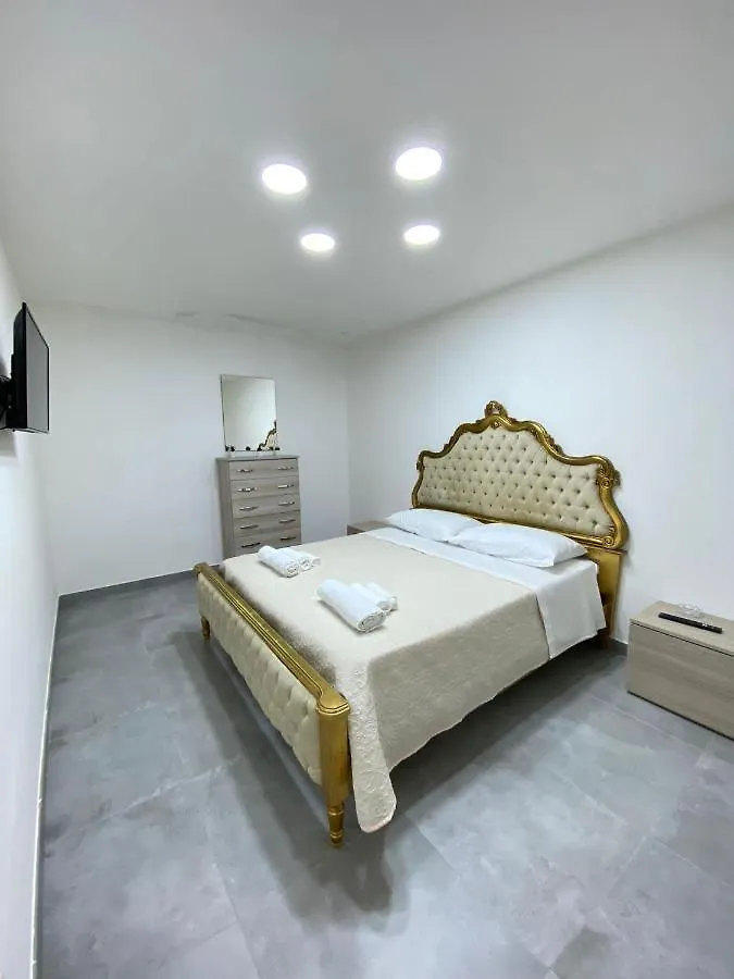 The Luxury House Of Michelangelo Apartment Naples Italy